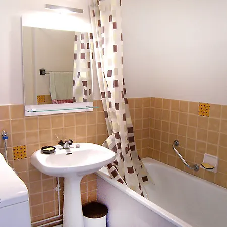 Hotel Eskualduna 4*
